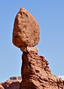 cielo, roccia, masso, azzurro, rocce, equilibrio, pietra, sasso, bilico, rosso, montagna