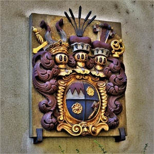 stemma, corone, viola, oro, muro, spada, ganci, tre, dorato, spade, pietra, corona, fiori